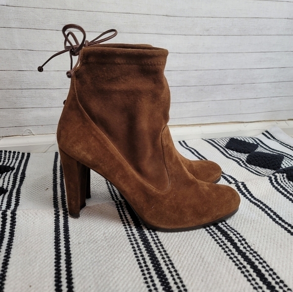 STUART WEITZMAN BROWN SUEDE HEELED BOOTIES, SZ 9.5 / 40 EUR - Picture 1 of 16